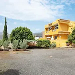 Gavias I Holiday home *